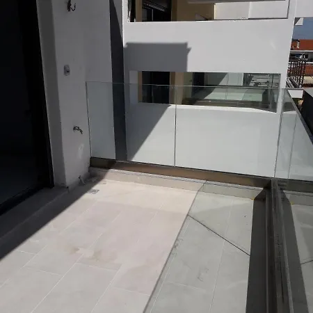Leonids 2 Apartment *